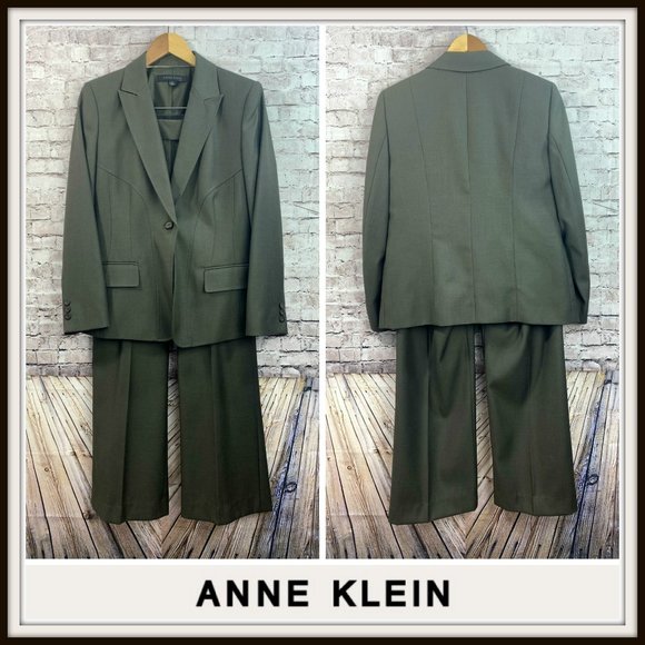 Anne Klein Pants - Anne Klein Two Piece One Button Green Pant Suit